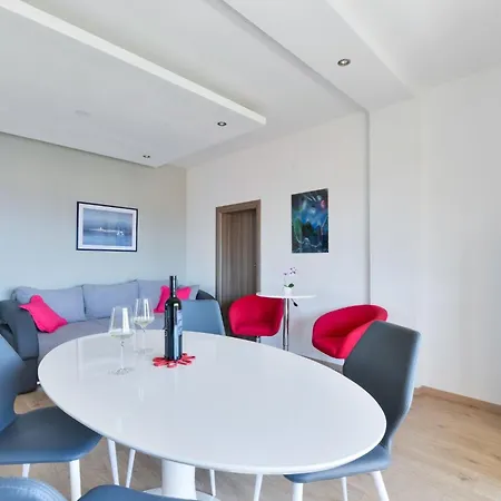 Medved 2 By Interhome Apartman *