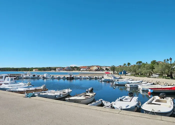 Medved 2 By Interhome Apartman *