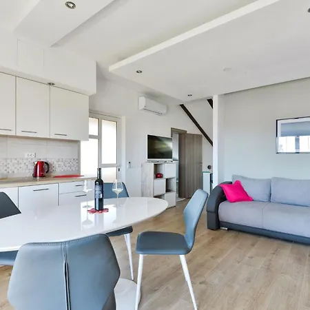Medved 2 By Interhome Apartament Vir