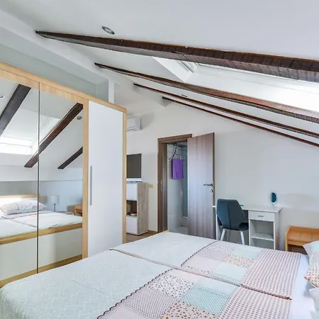 Medved 2 By Interhome Vir