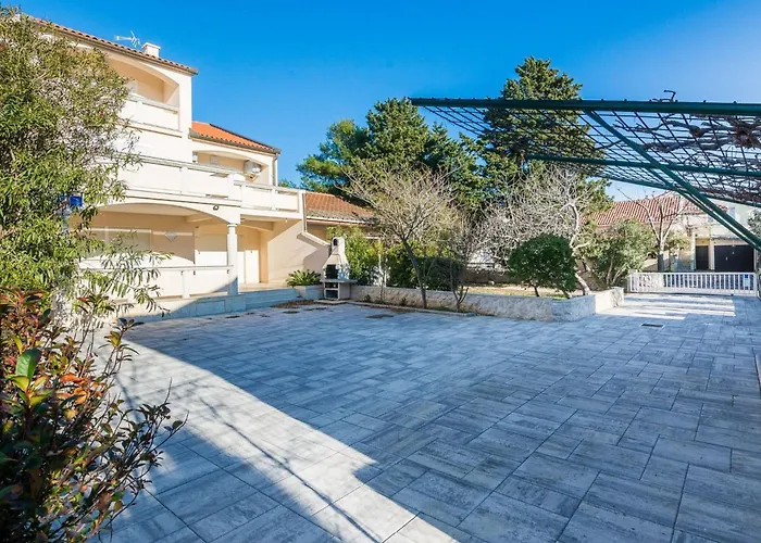 Medved 2 By Interhome Апартаменты *